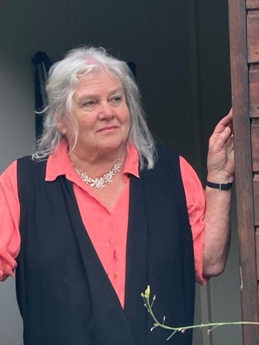 erna-harthoorn-opent-haar-deur-van-haar-coachingspraktijk